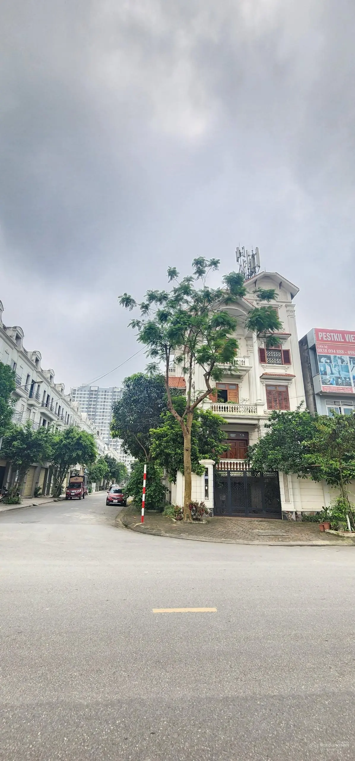 Chính chủ bán căn góc nhà mặt phố 105m2 ngay mặt đường Thành Trung giá 15 tỷ