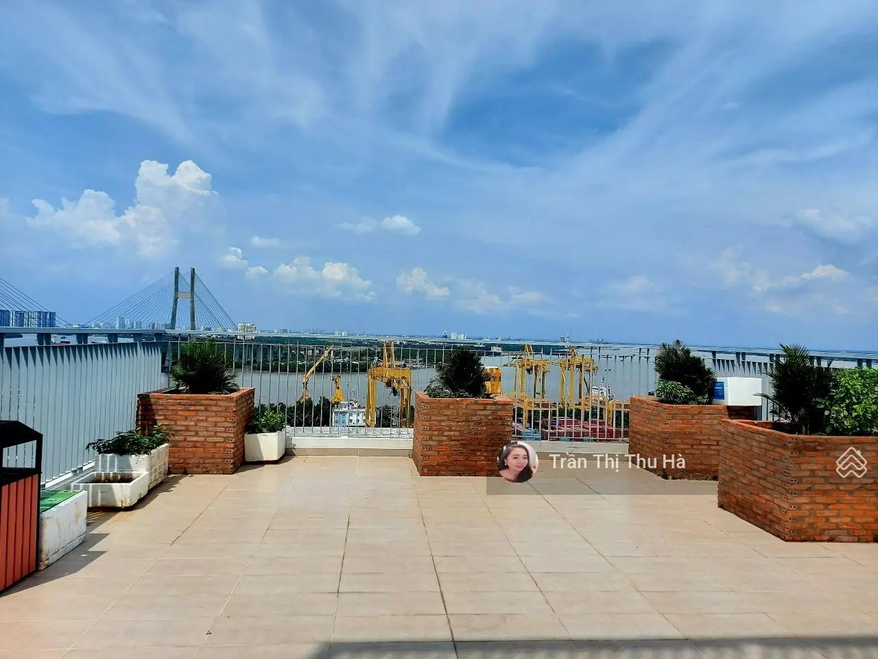 Bán penthouse Luxgarden, 126m2 3PN*2WC, sổ hồng, giá 3 tỷ930 (Thu Hà 0932 758 ***