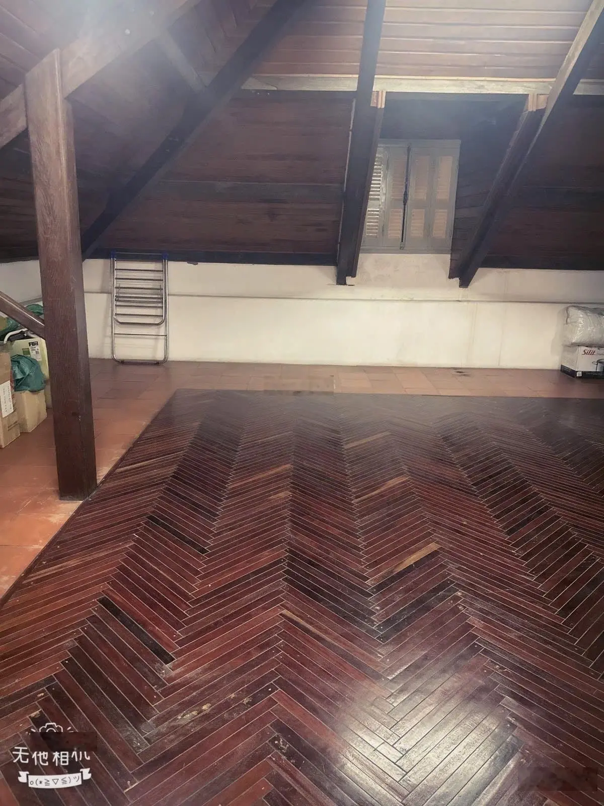 Bán BT Xuân Diệu, Tây Hồ, Hà Nội - DT 197 m2 mặt tiền 16,5m - sổ đỏ nở hậu - giá 85 ty