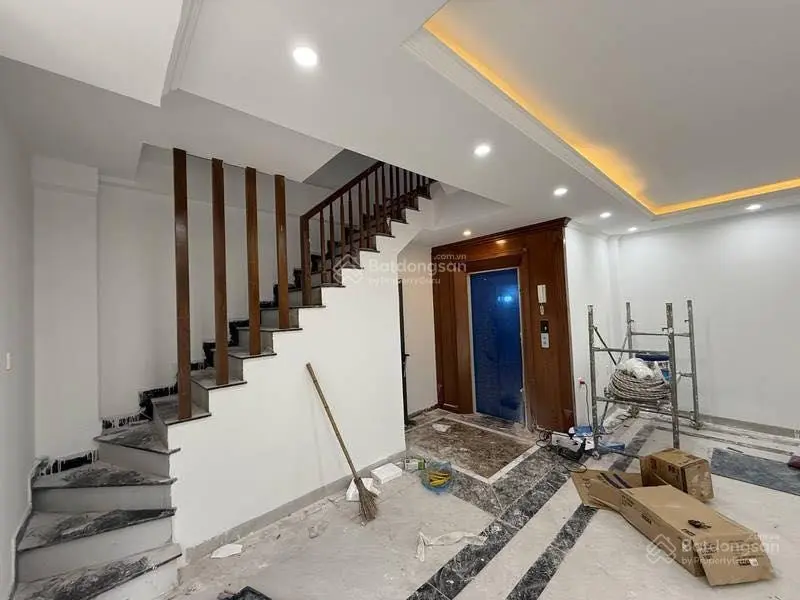 Tô vĩnh diện thanh xuân lô góc 7 tầng thang máy ở sướng, kinh doanh đỉnh gara ô tô