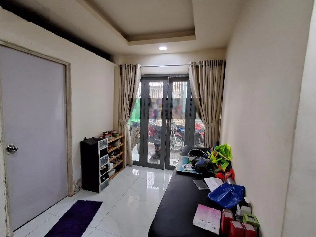 Hot, bán gấp nhà cách MT tiền Hoài Thanh 20m P14, Q8 135m2 (8.6 x 19.2m) 2T, 3PN, 2WC chỉ 7.95 tỷ