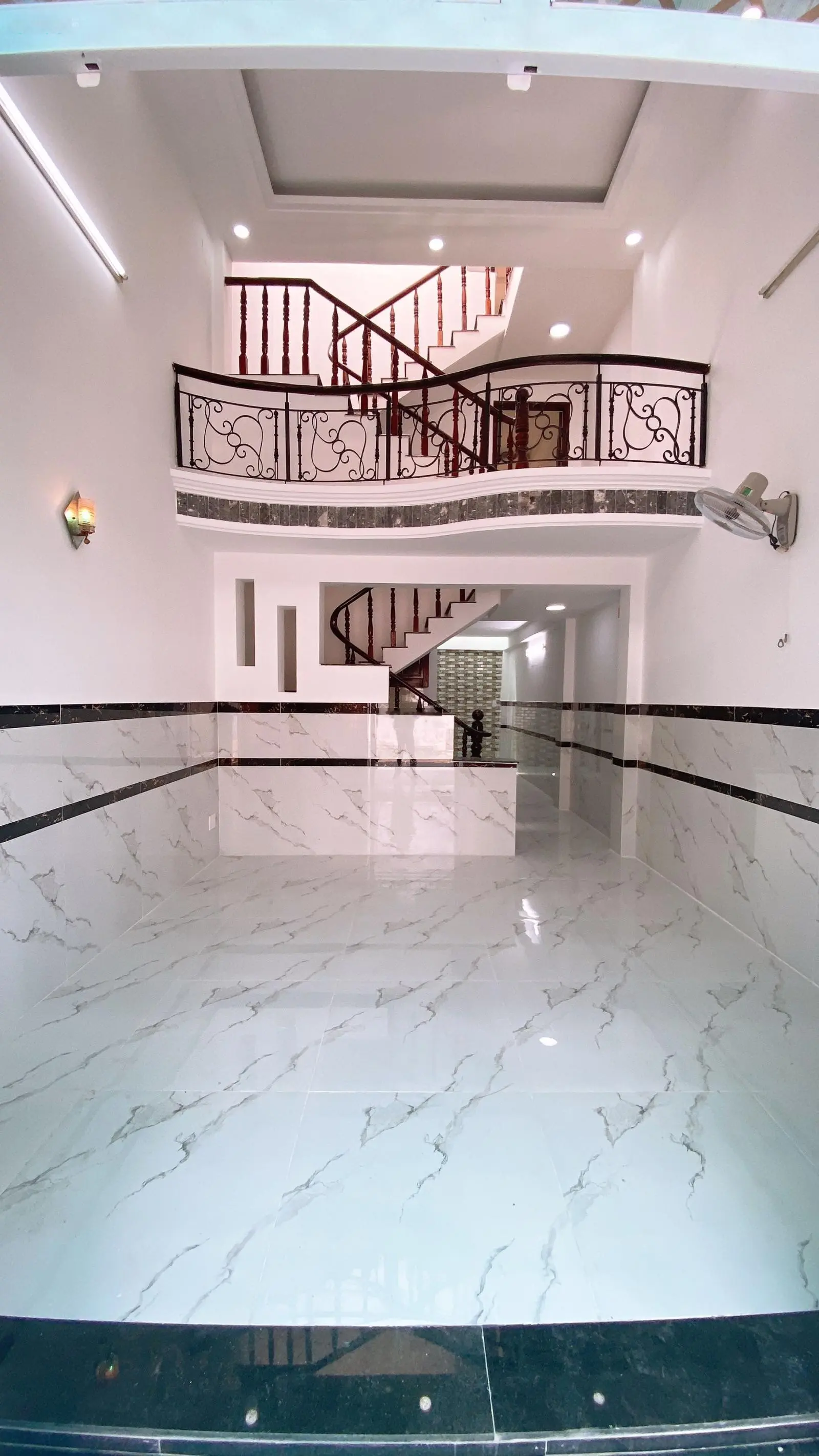 Bán gấp nhà 4x15 m, 1 trệt, lửng, 1 lầu, 4 tỷ 550tr 1/ Tân Chánh Hiệp 04, Q12