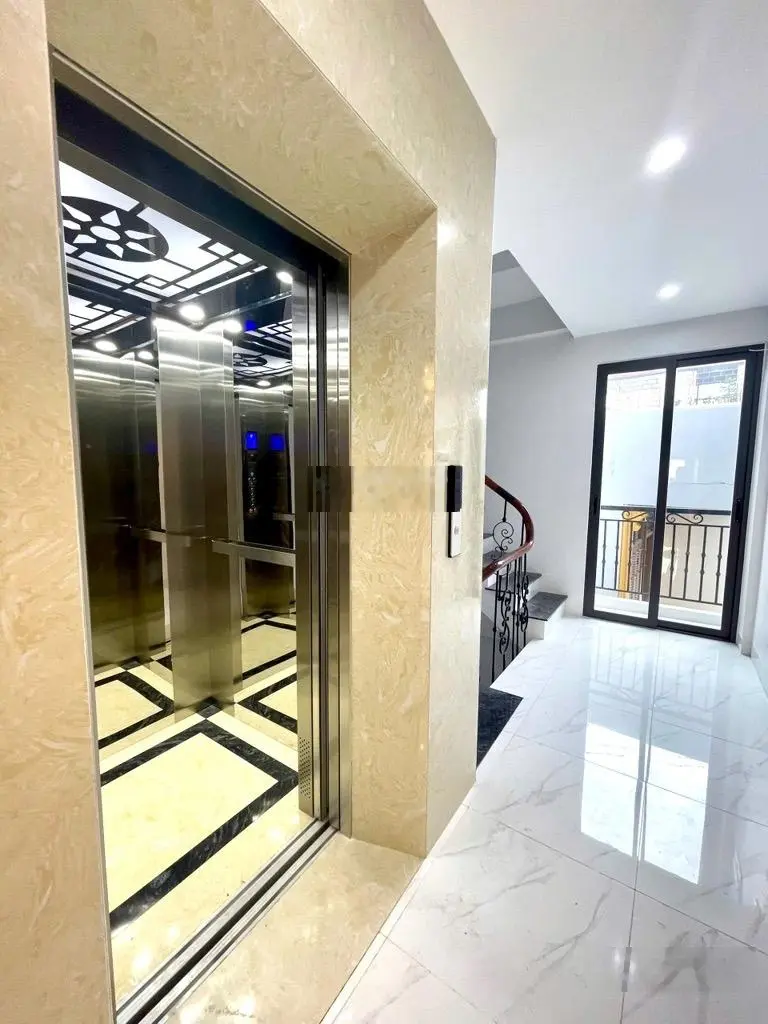 Bán nhà An Dương, Tây Hồ - vị trí siêu Vip - ô tô đỗ cửa ngày đêm