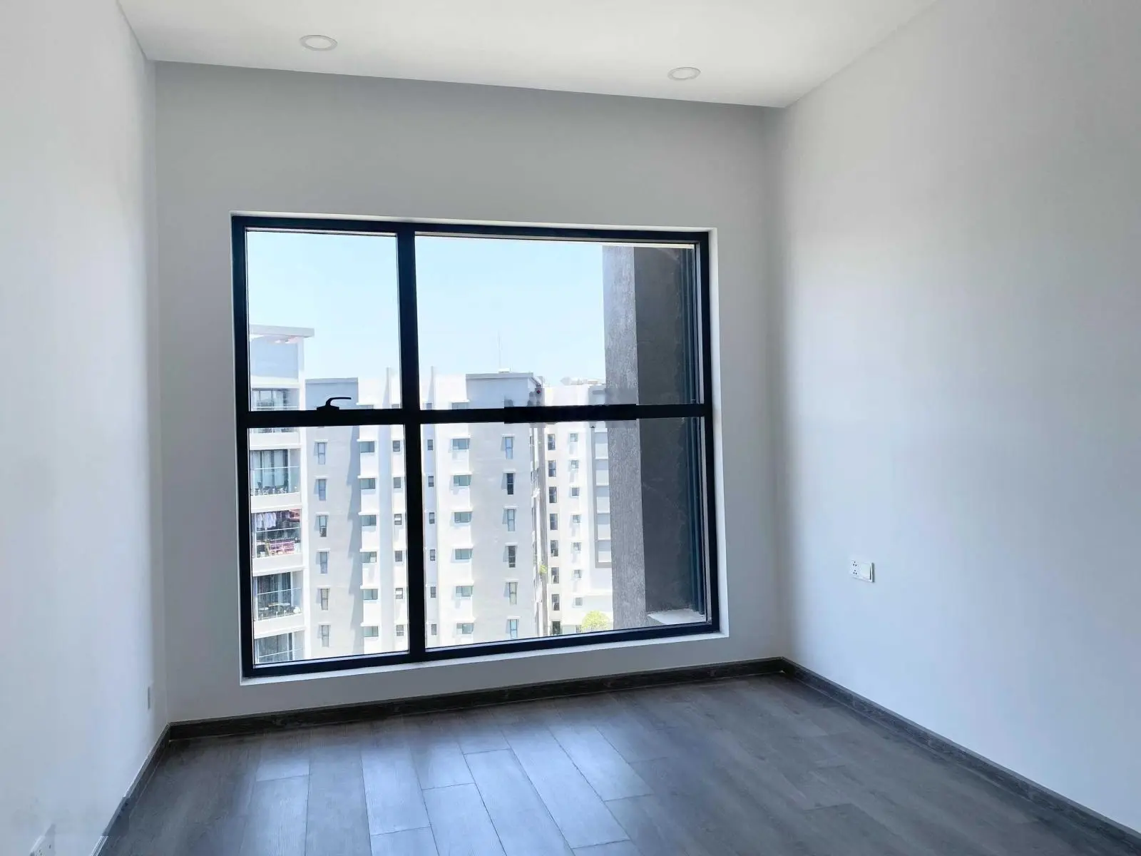 Còn 1 căn Brilliant duy nhất giá CĐT - DT 141m2 giá 7ty225 nhận nhà - LH Nhân viên CĐT 0906 713 ***