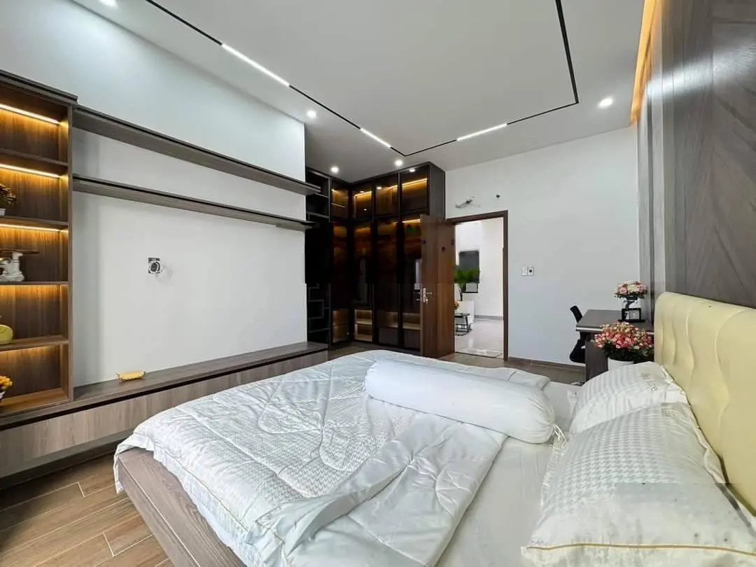 Bán nhà 3 tầng mặt tiền Phú Thạnh 10, Sát Biển, Trung tâm quận Liên Chiểu