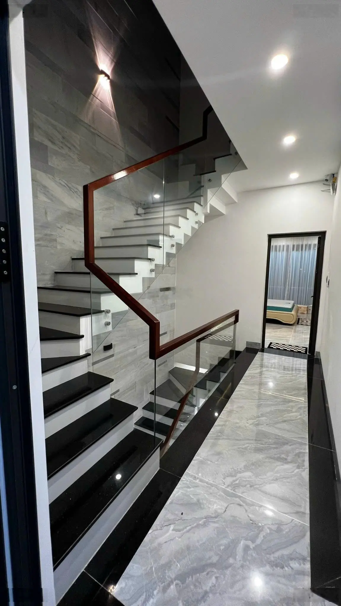 Bán nhà đẹp siêu vip gần biển mặt tiền Khuê Mỹ Đông, Ngũ Hành Sơn, Đà Nẵng