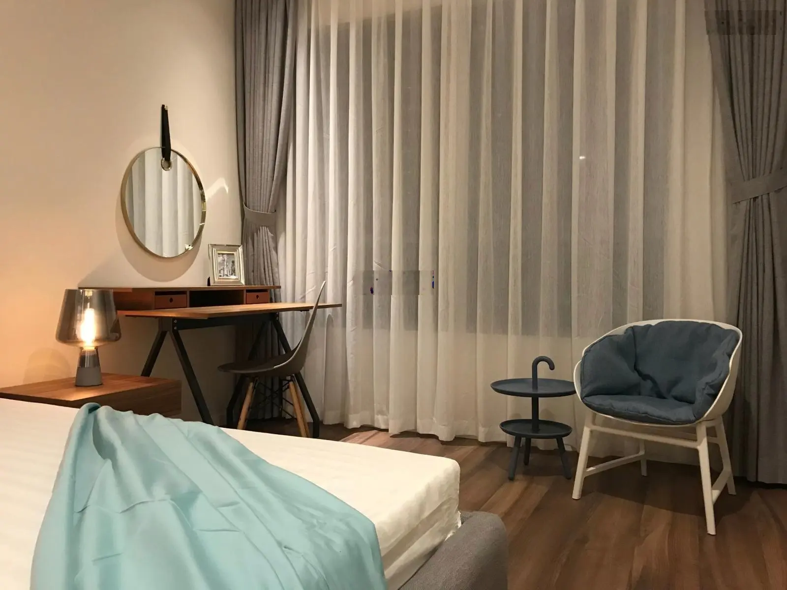 Bán căn hộ sân vườn 3PN tại Đảo Kim Cương. Tổng diện tích nhà và vườn 187m2. Giá bán chỉ 16.5 tỷ,