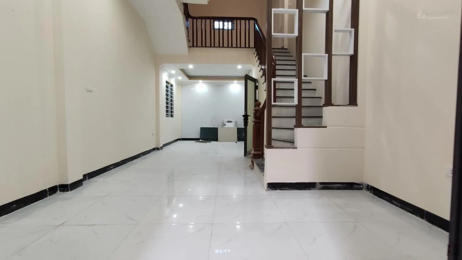 Bán nhà xây Độc Lập diện tích 32m2 ở Phú Lương