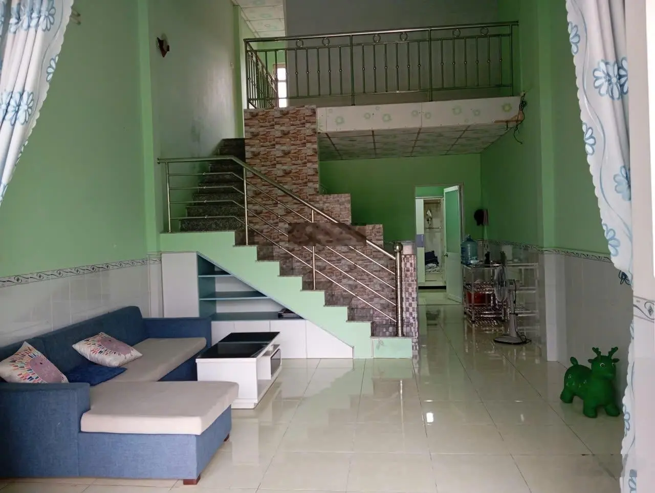 Nhà Vĩnh Phú cách đường nhựa chỉ 30m giá 2ty350