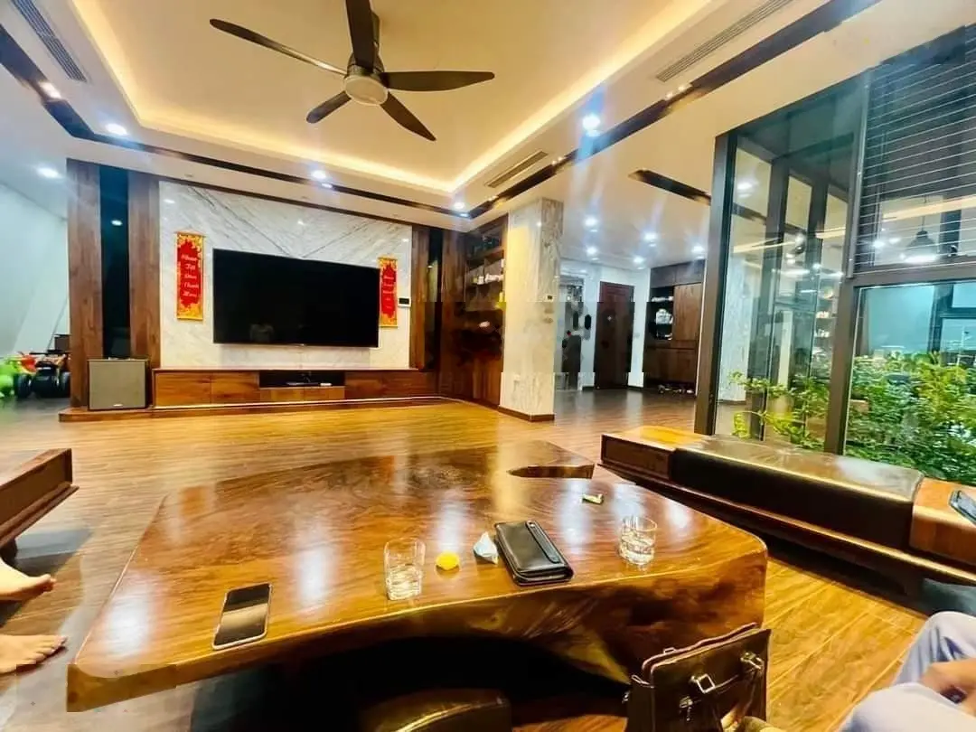 Bán liền kề Xuân Phương Tasco, căn góc đầu hồi, hoàn thiện đẹp, sát công viên, 111m2 - 23 tỷ