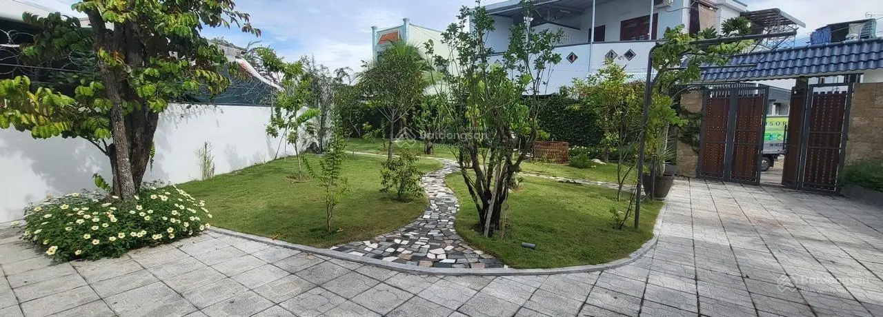 Bán nhà trệt mái Thái sân vườn rộng hẻm oto 2 mặt tiền đường 23/10 DT 417m2 giá chỉ 13tr/m2