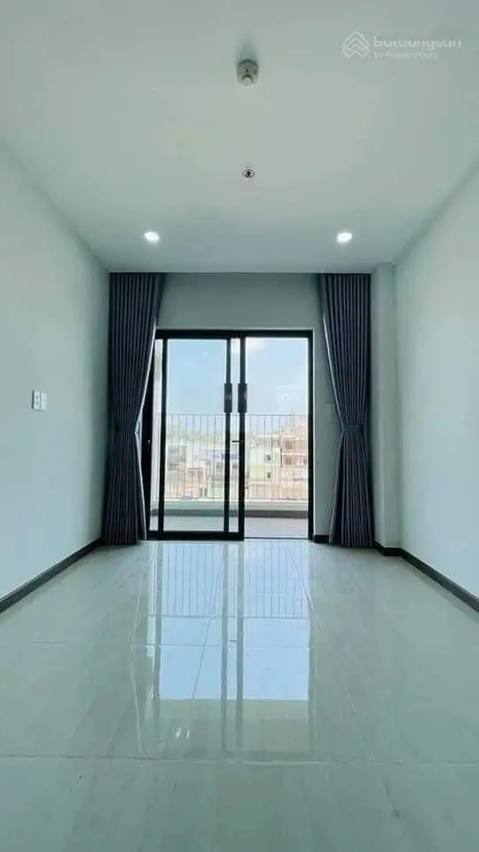 Chủ ngộp bank bán gấp căn hộ Bcons Green View 2PN - 1WC 1tỷ530 bao thuế phí sang tên.