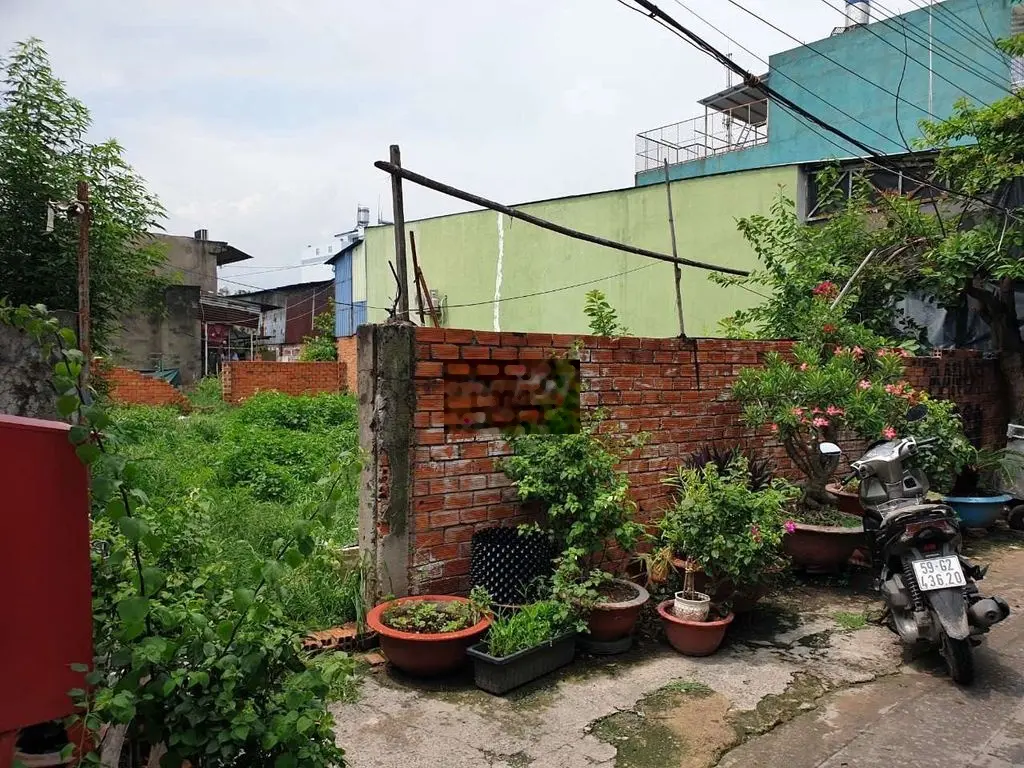 Bán lô Đất thổ cư DT : 5 X 18M ngay sau chợ xuân thới thượng
