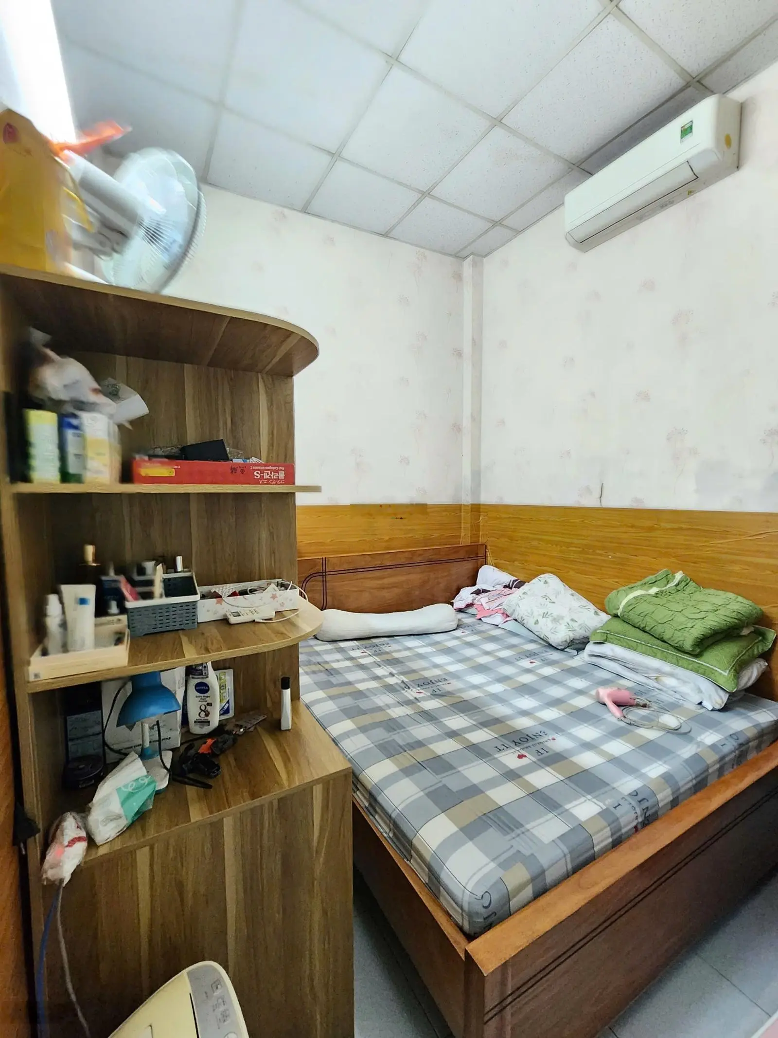Nhà Trệt Lầu, Có Phòng Ngủ Dưới, Gần Trubg Tâm Hành Chính Dĩ An
