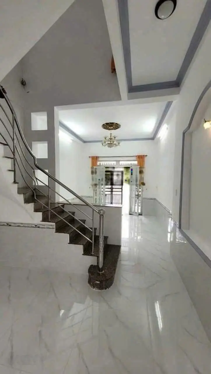 Chủ xoay vốn cần ra gấp căn nhà 60m2 Thắng Lợi 2 Dĩ An, SHR cách Thủ Đức chỉ 2km