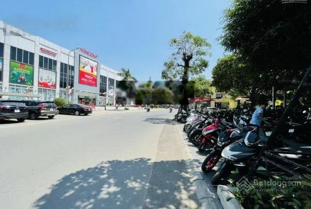 Bán Mặt tiền Trần Trọng Cung giá 23,5 tỷ - DT: 5 x 24 m2, Trệt + 3 lầu. LH: 0902 781 ***
