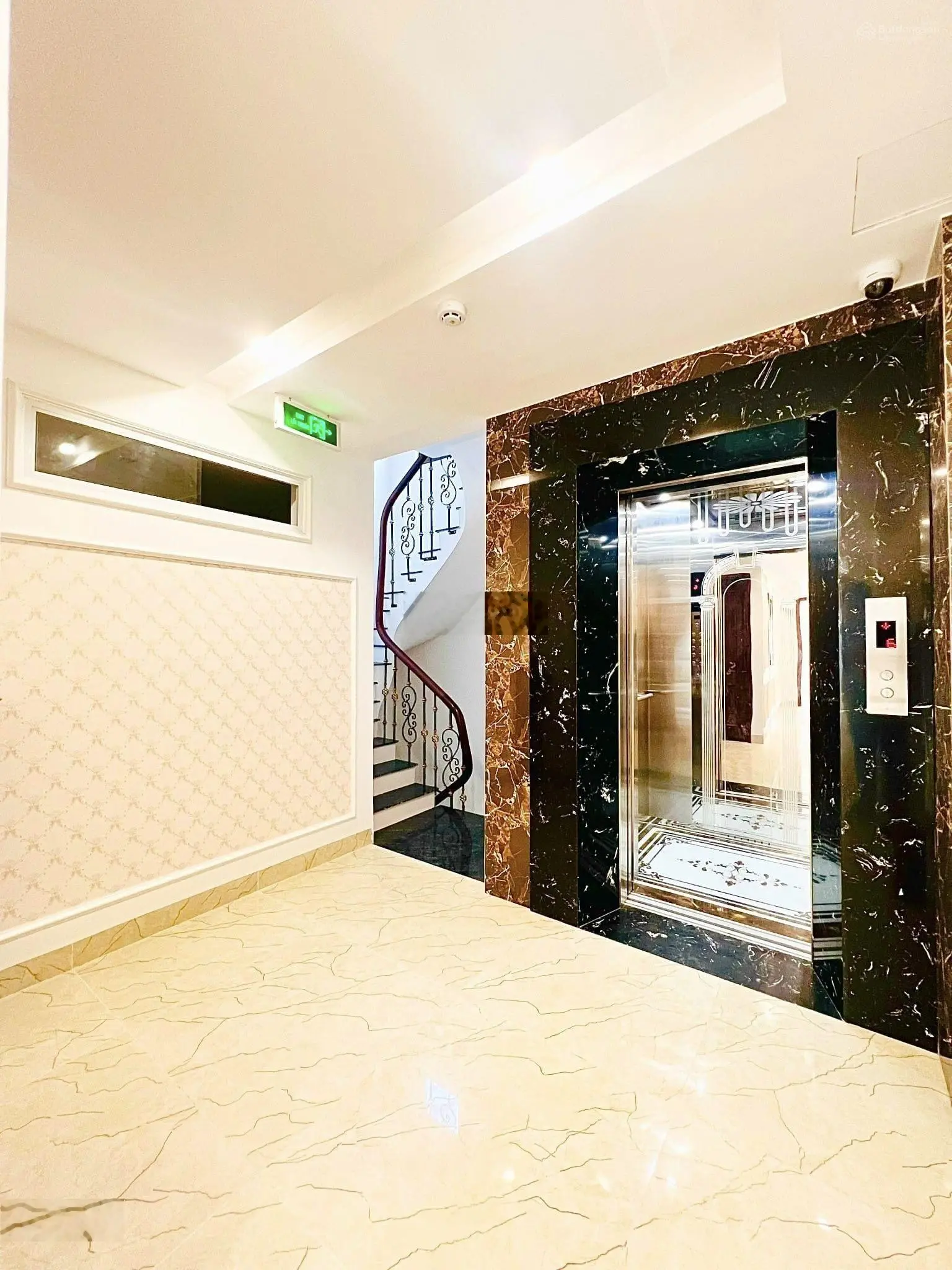Bán nhà mặt phố Nguyễn Hoàng, 80m2 8 tầng thông sàn, MT 5m. Của Hiếm.