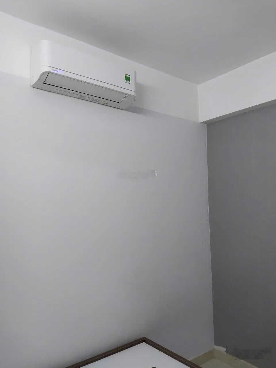 Kẹt tiền bán gấp căn IDICO Tân Phú 2PN tặng lại nội thất giá 1,68tỷ thương lượng. LH 0933 734 *** Duy