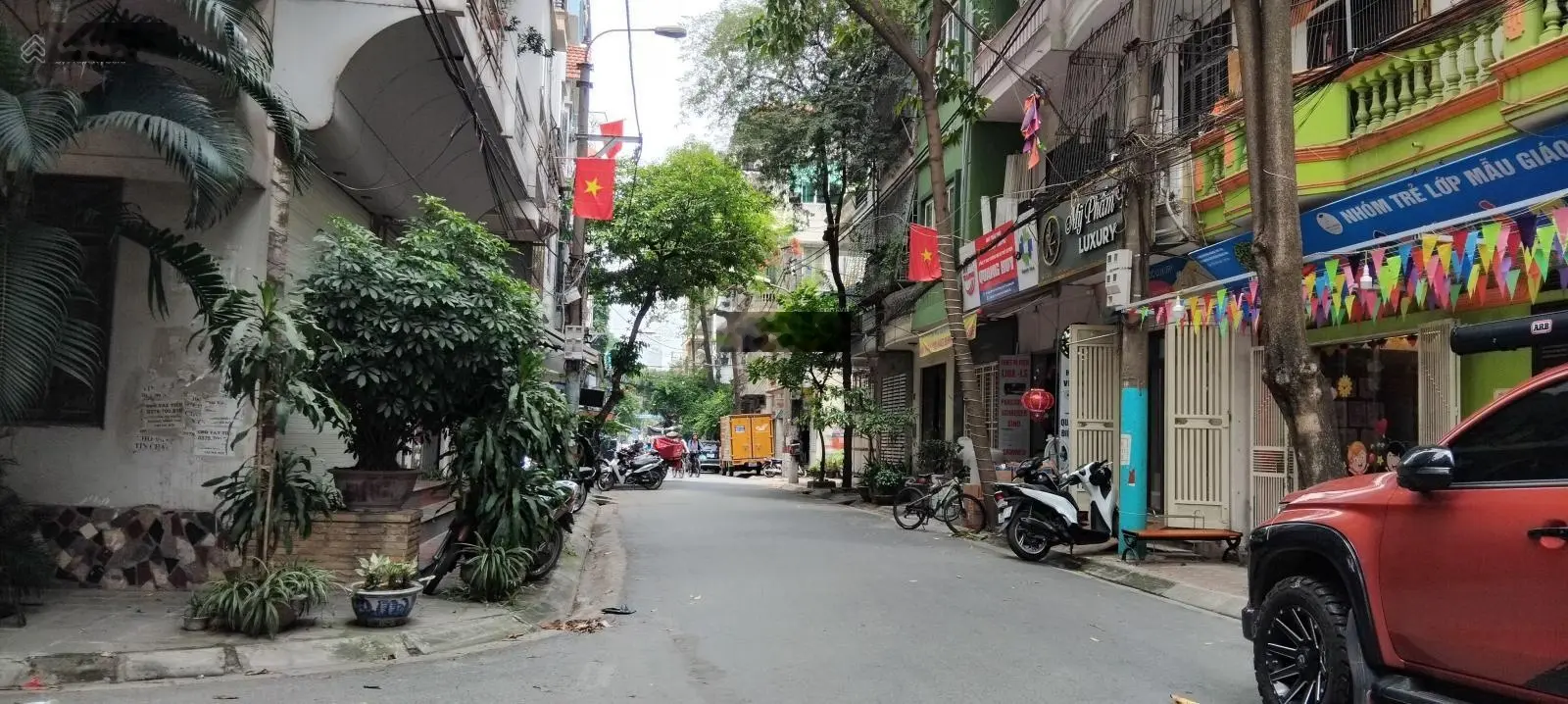 Căn duy nhất phân lô phố minh khai tiếp giáp phố Tam Trinh gara ô tô, kinh doanh tốt mọi thể loại