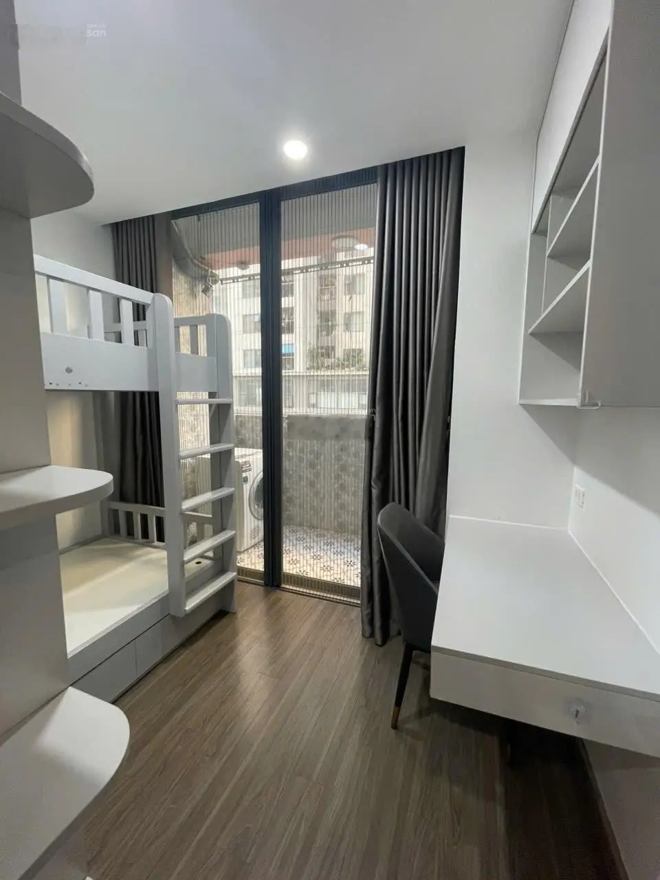 Bán căn hộ tại jsc 34 đường lê văn lương - thanh xuân hn- giá chỉ 4,9 tỷ vnd, 90m2, 3 pn full đồ