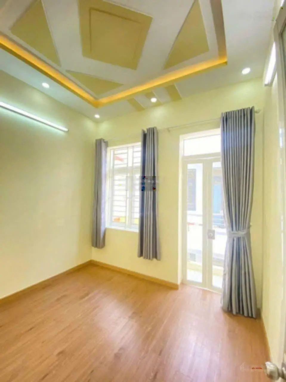 NH thanh lý gấp giảm sâu 500tr nhà Lê Quang Định, Bình Thạnh 40m2 3ty2. KDC an ninh. LH 0345 605 ***