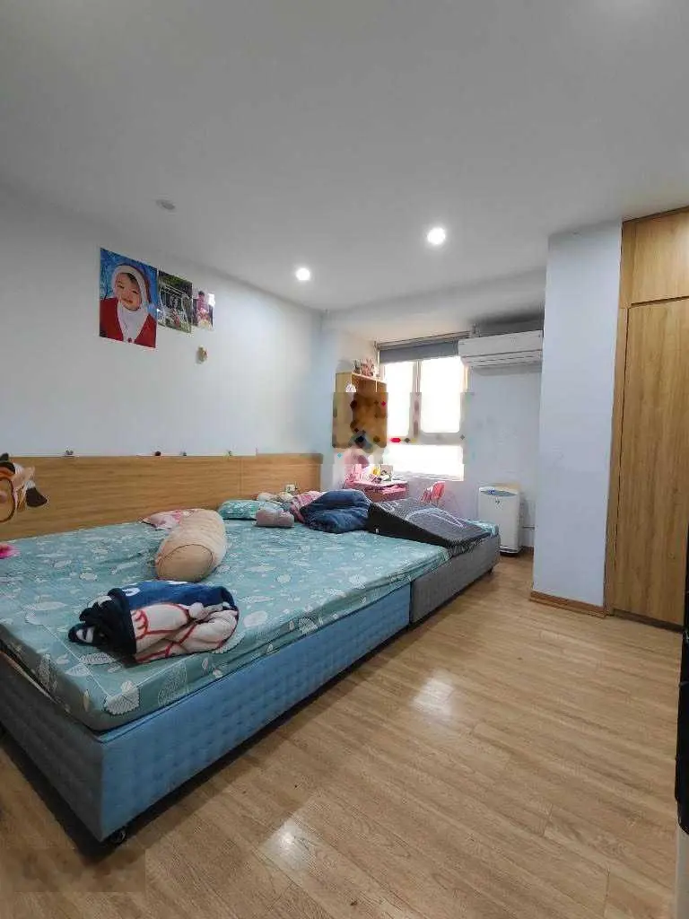 Bán căn hộ chung cư đường Phạm Hùng, Mỹ Đình, 3PN + 2VS. Giá chỉ nhỉnh 5 tỷ, full nội thất