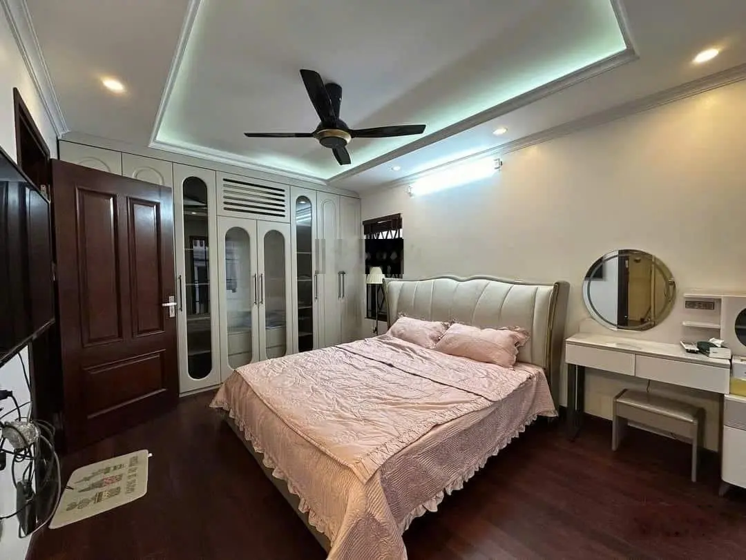 Siêu Đẹp!view Hồ Tây cần bàn nhà mặt ngõ ôtô tránh,kinh doanh,2 thoáng Phố Trích Sài DT 46M X 5Tầng