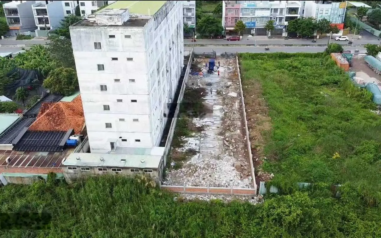 Chính chủ gửi bán lô đất MT đường Liên Phường, giá tốt