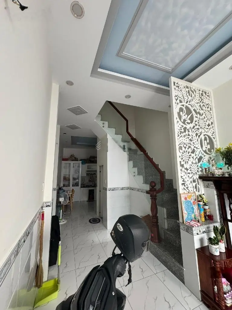 Khánh Hội Nha 4 Tầng-H,à,ng thơm phức xuất hiện Q4 !!!