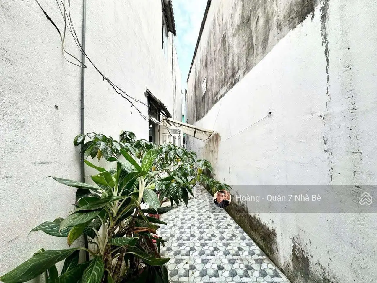 Nhà Diện Tích Khủng-Có Phòng Dưới Cho Người Lớn Tuổi-DT4x19m-1Trệt 1Lầu-3PN 3WC-Hẻm Thông