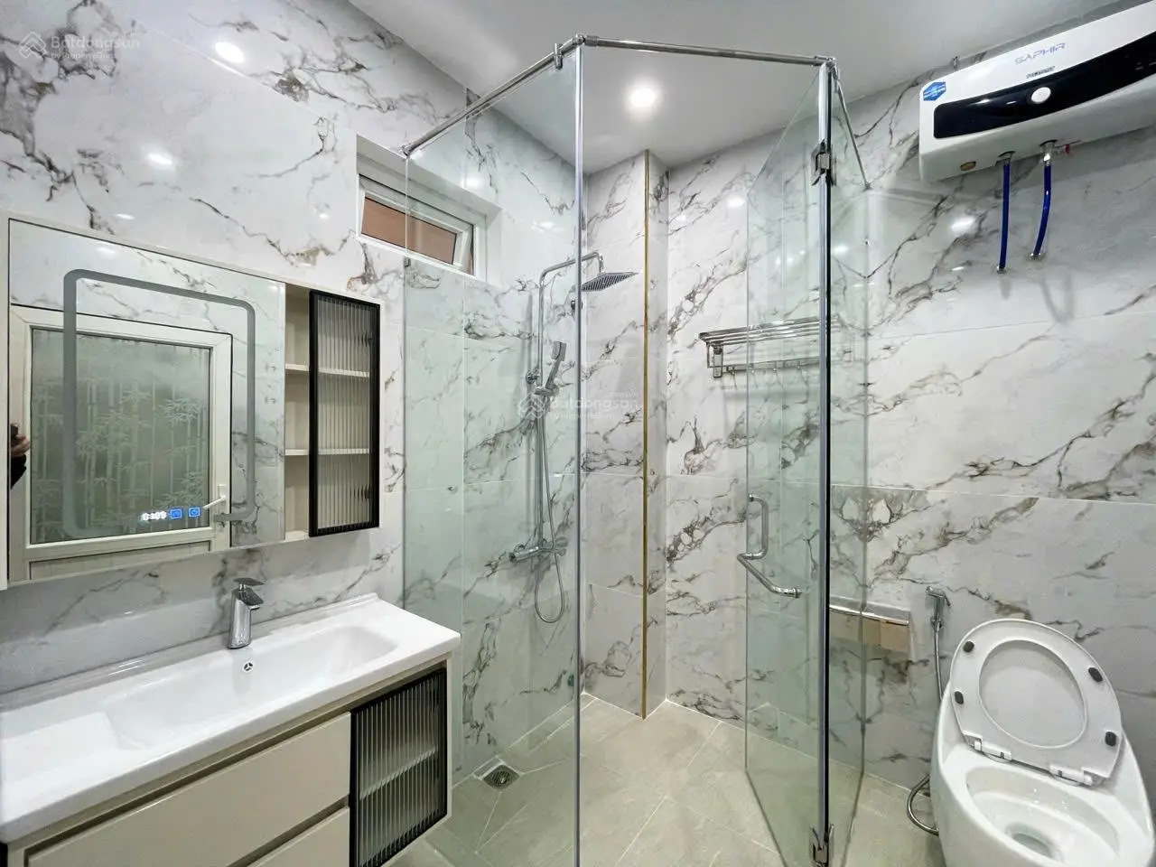 Bán nhà riêng 4PN, 3WC, 72m2 tại Đông Trung Hành, 6,6 tỷ