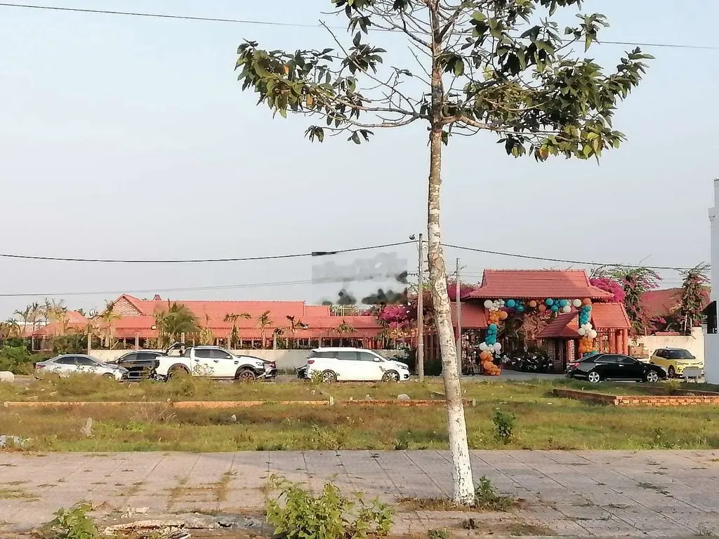 Bán Nền Đẹp Đường 17A Đoạn nhà đông chưa tới KDL Tư Buôi