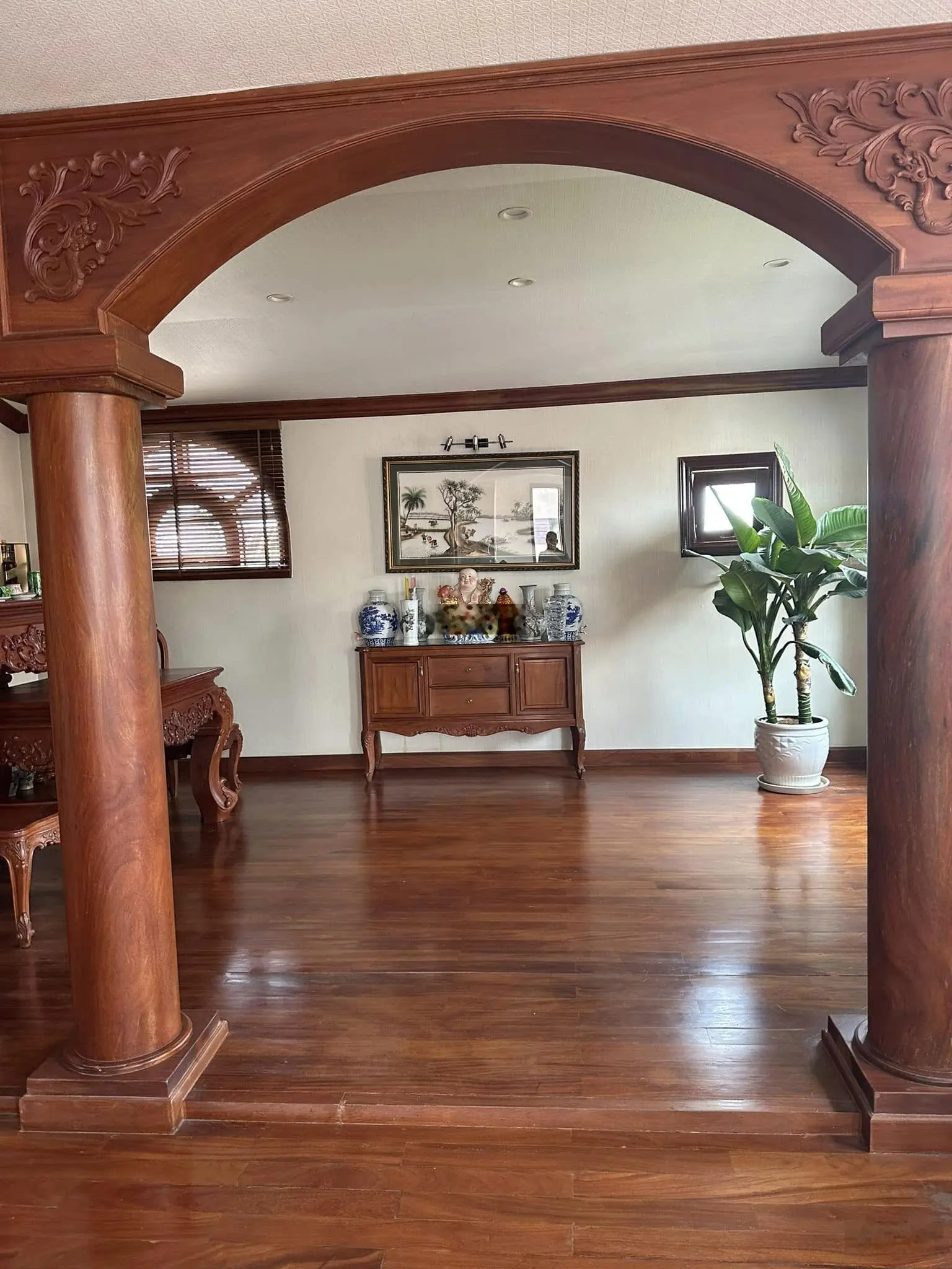 Biệt thự Trần Não Q2, lô góc 2 mặt thoáng, 360m2, 4 tầng, thang máy, tặng toàn bộ nội thất