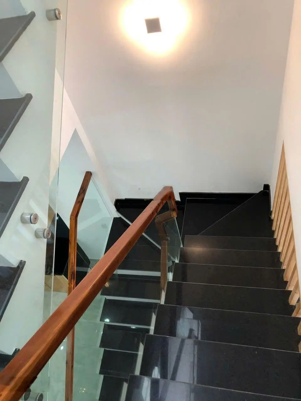 Nhà mới 3T 4PN DTSD 145m2, 5,27 tỷ, Lò Lu, Trường Thạnh, Q9, HCM, giá ưu đãi trong tháng 5