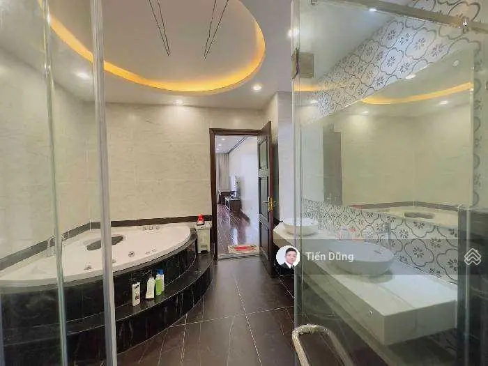 Nhà Phố Tân Mai, 90m2 x 5 tầng, lô góc, MT 6m, vỉa hè rộng, giá 24 tỷ