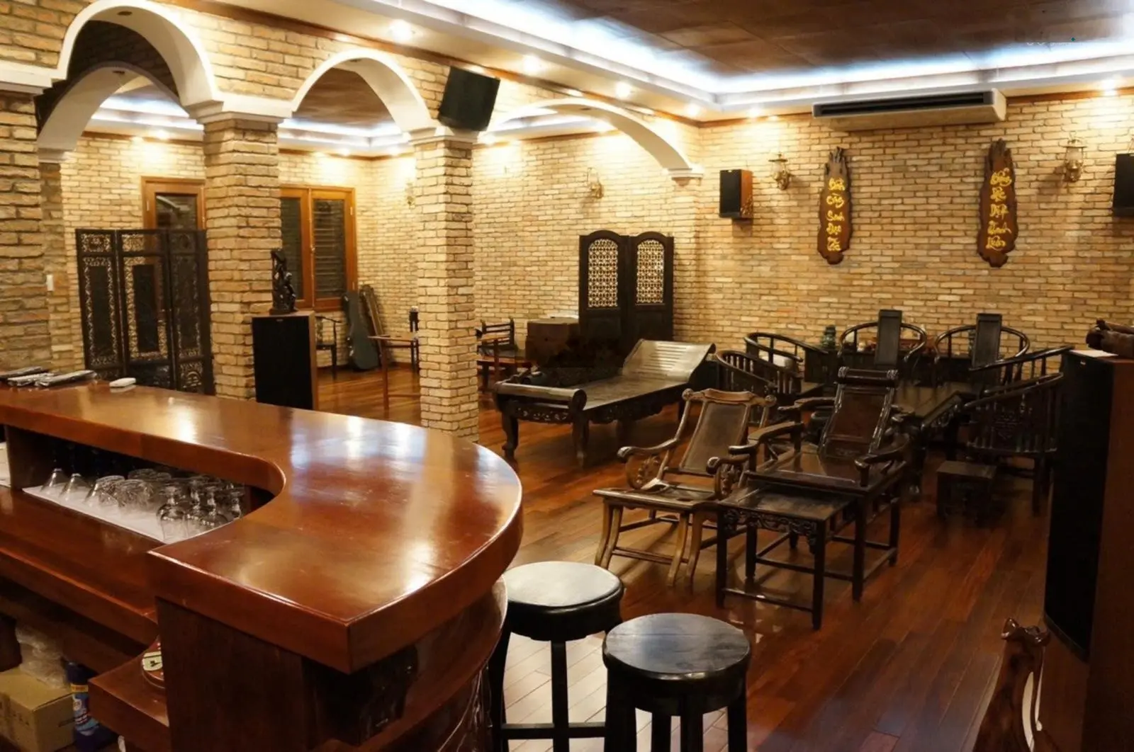 Lâu đài mặt tiền giữa TT quận 1 hoa lệ, đường Thạch Thị Thanh, p.Tân Định. Giá đầu tư siêu hợp lý