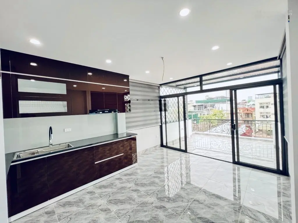 Bán nhà Đường Quan Nhân Siêu Phẩm 6 Tầng Thang Máy 10M Ra Đường Ô Tô Tránh Diện Tích 40m2 Cực Đẹp
