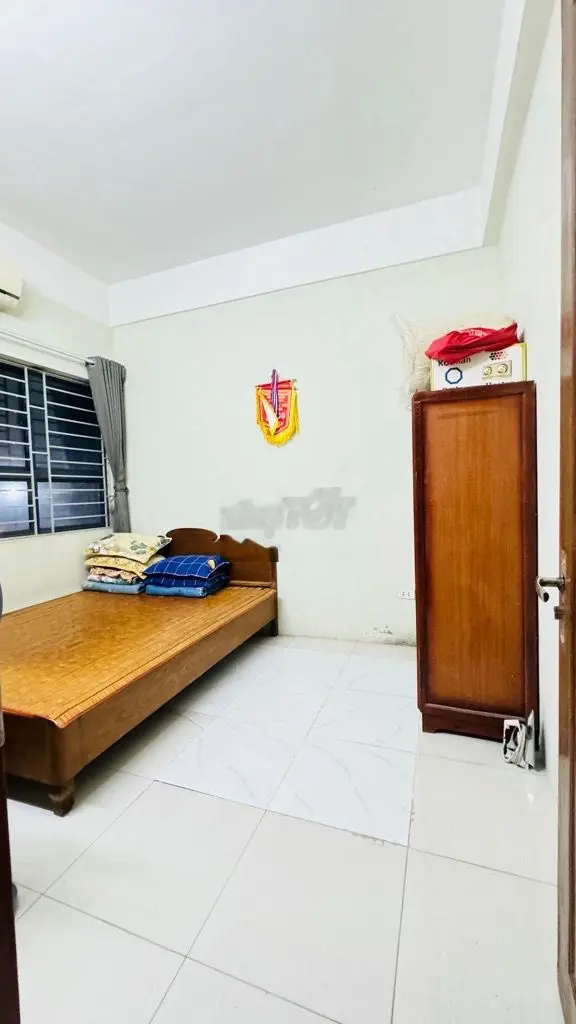 Bán Căn hộ 2 ngủ - 61m2 - tại Kim Văn Kim Lũ - Giá chỉ 2 tỷ4 .