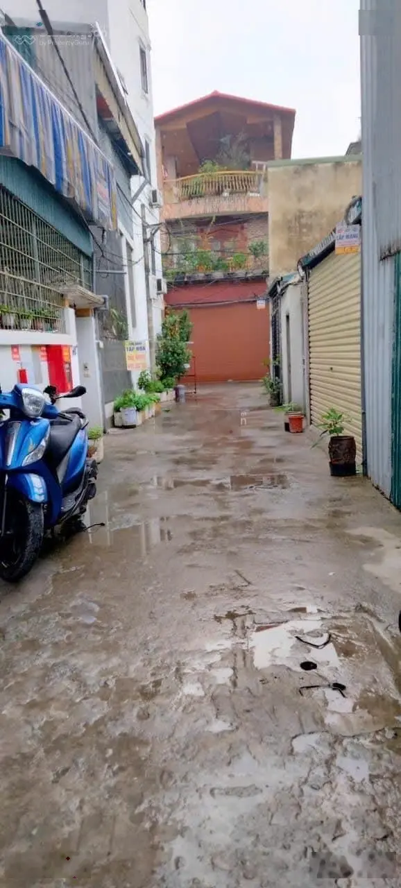 Bán 32m2 đất phố Lê Văn Hưu gần phố Huế, 5m ra đường ôtô tránh, 15m mặt phố Lê Văn Hưu sổ vuông đẹp