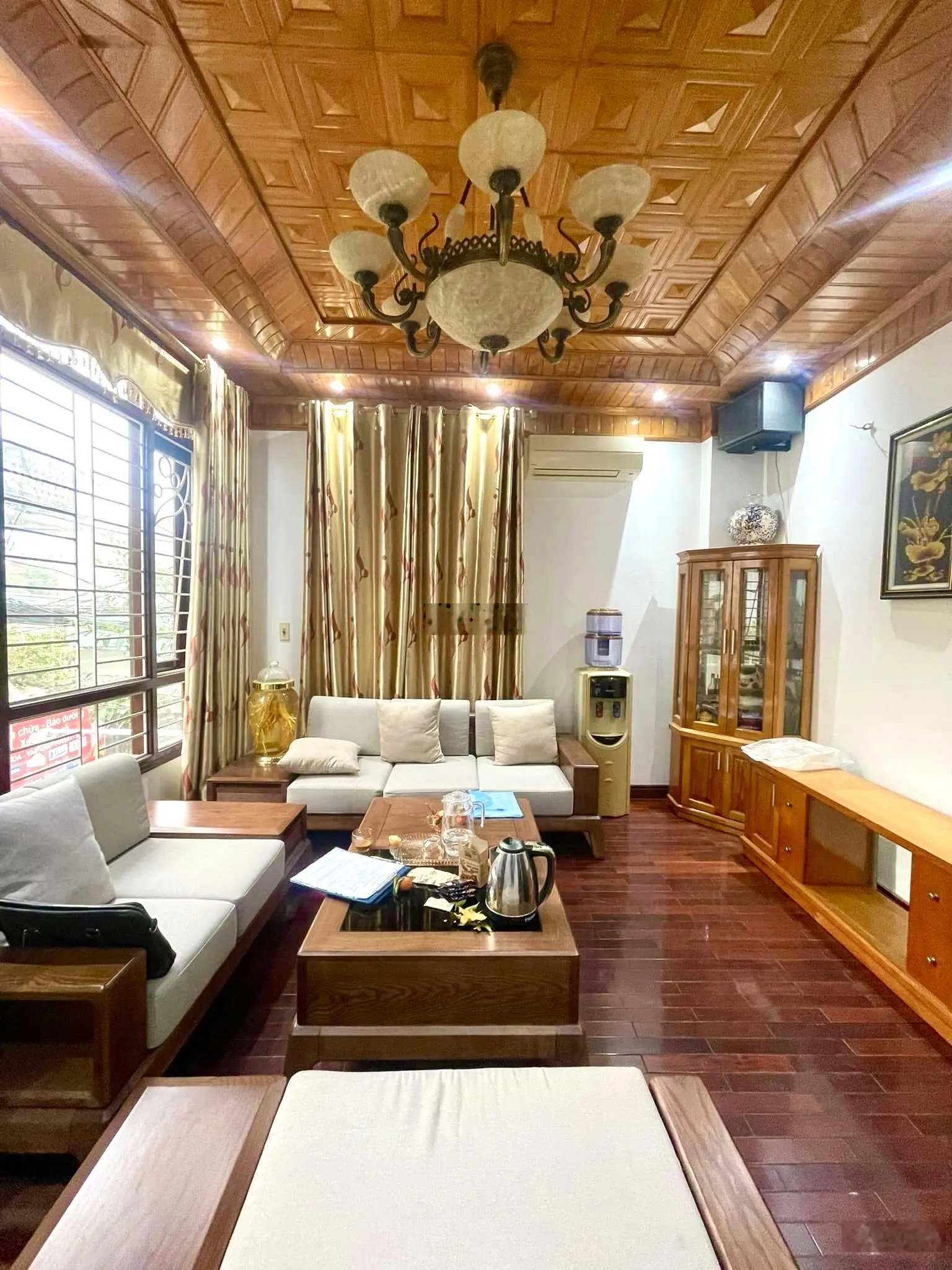 Mặt phố nguyễn khang 45m*6t, mt 5m, ô tô dừng tránh đỗ - vỉa hè mênh mông - kinh doanh chỉ 27 tỷ