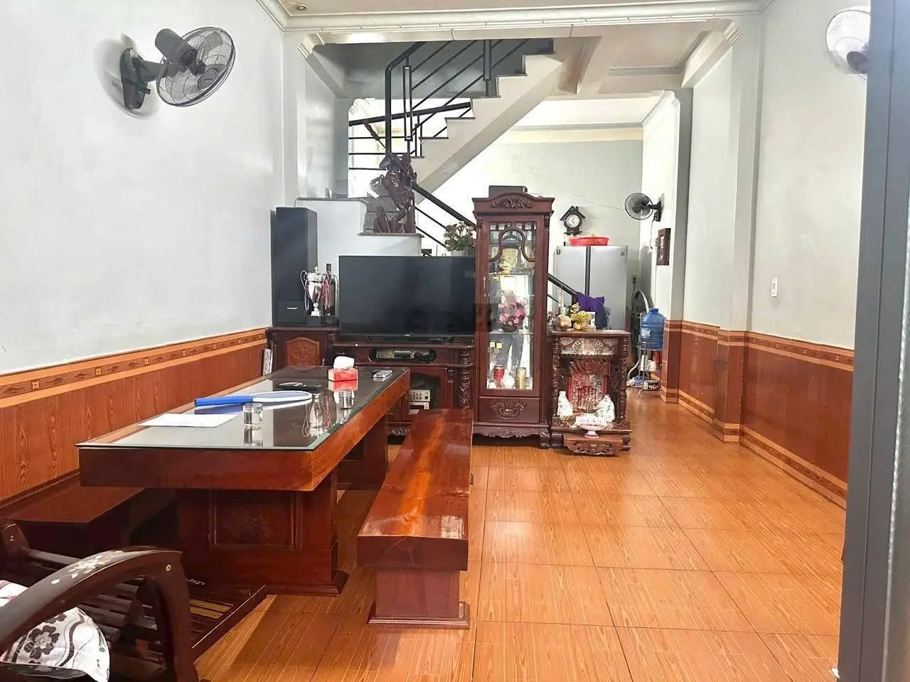 Gấp bán nhanh nhà 1 trệt 1 lầu, đường số p Linh Tây, Thủ Đức. Giá 4tỷ5