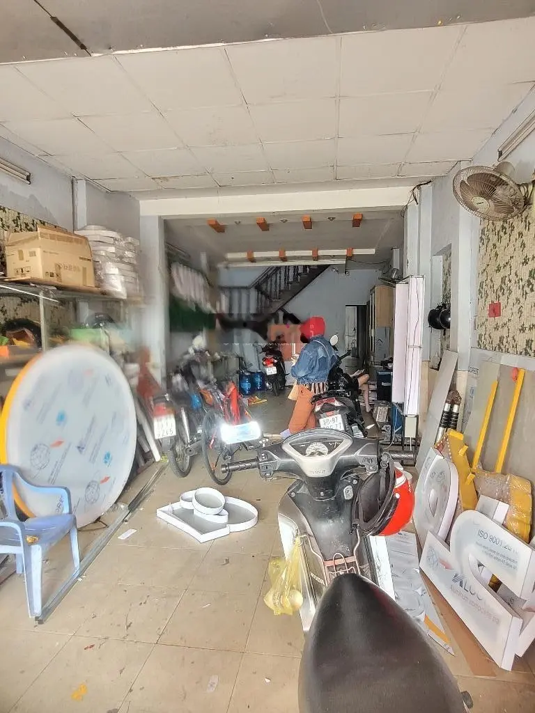Bán nhà MT Nguyễn Văn Quá, DT: 4 x 24m nhà 2 tầng giá 9,8 tỷ, 0933198277 Đại