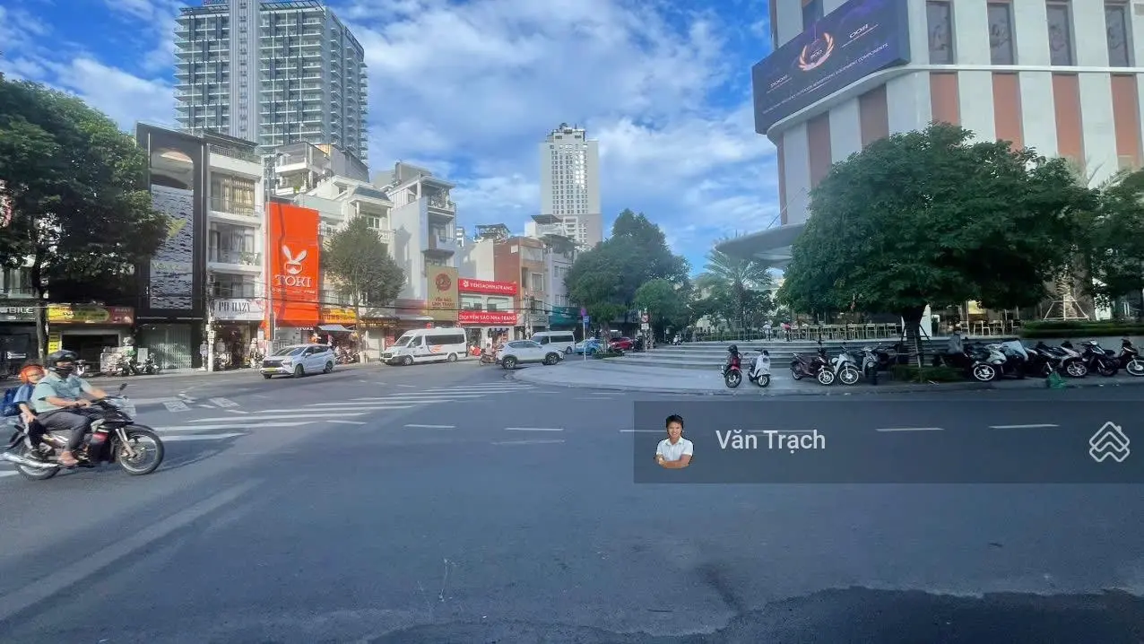 Bán căn nhà mặt tiền Đường Lê Thánh Tôn Lộc Thọ Nha Trang