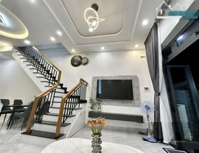 Bán nhà hẻm Lê Quang Định, P11, Bình Thạnh. SHR, pháp lí chuẩn