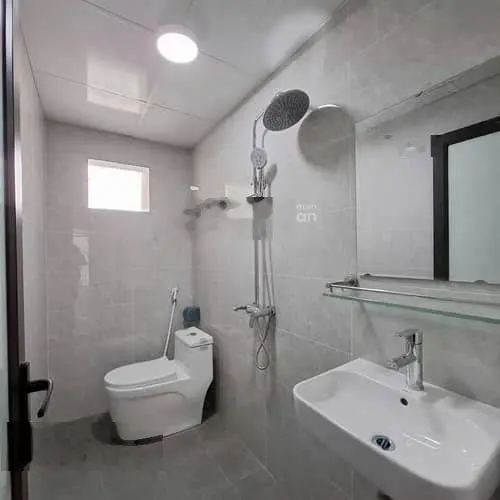 Nguyễn trãi thanh xuân. đối diện royal city tiện ích bạt ngàn . ngõ đẹp. rộng thoáng, nhỉnh 7 tỷ
