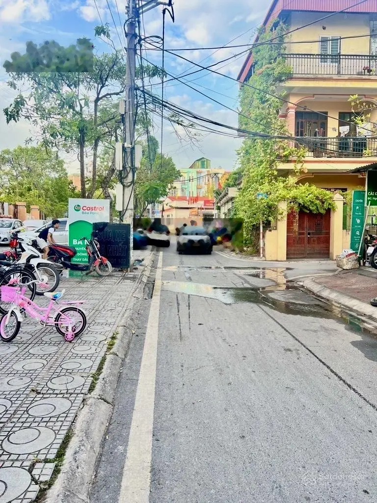 Bán Gấp Mảnh Đất Ngọc Lâm Hơn 11 tỷ 68m2-Mặt Tiền 5m-VĨA HÈ-Ô TÔ TRÁNH-KINH DOANH-Hiếm