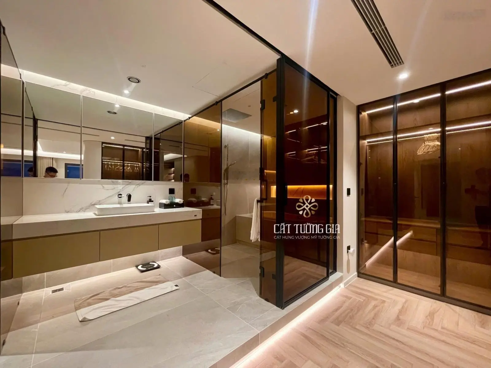 Bán căn hộ penthouse toà chung cư Kosmo diện tích 168m2 thiết kế 3pn2wc