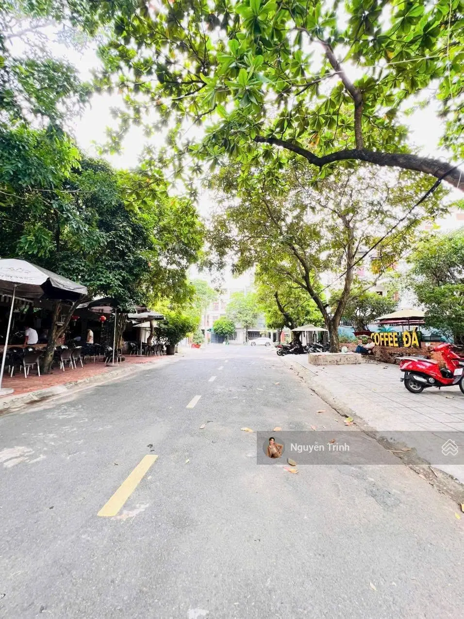 Rẻ nhất khu Him Lam Linh Chiểu an ninh đối diện công viên, nhà 1T2L có sân thượng. KD tốt. Hơn 11tỷ