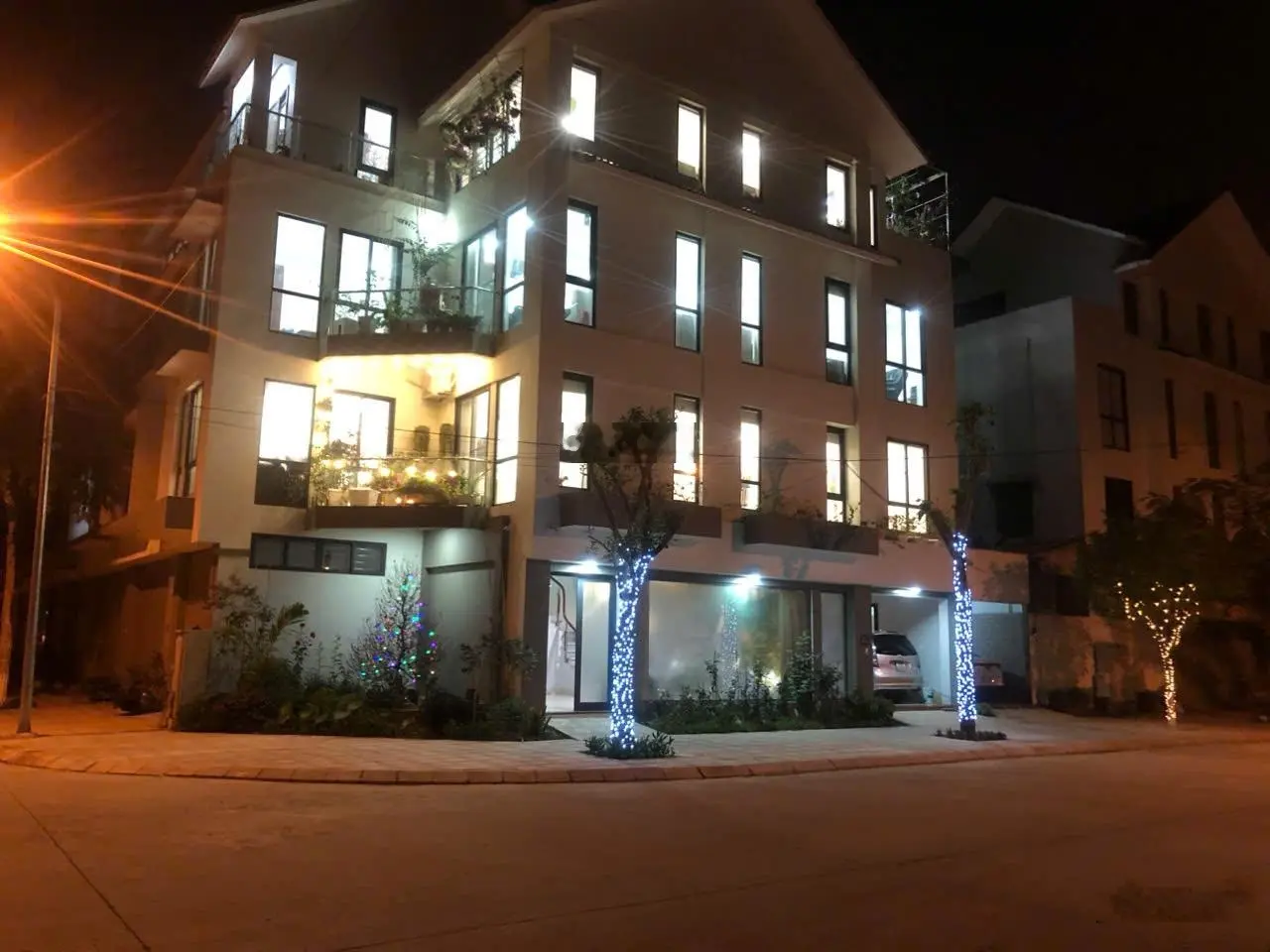 Căn góc siêu đẹp duy nhất tại Geleximco Lê Trọng Tấn, giá ưu đãi chỉ 38 tỷ