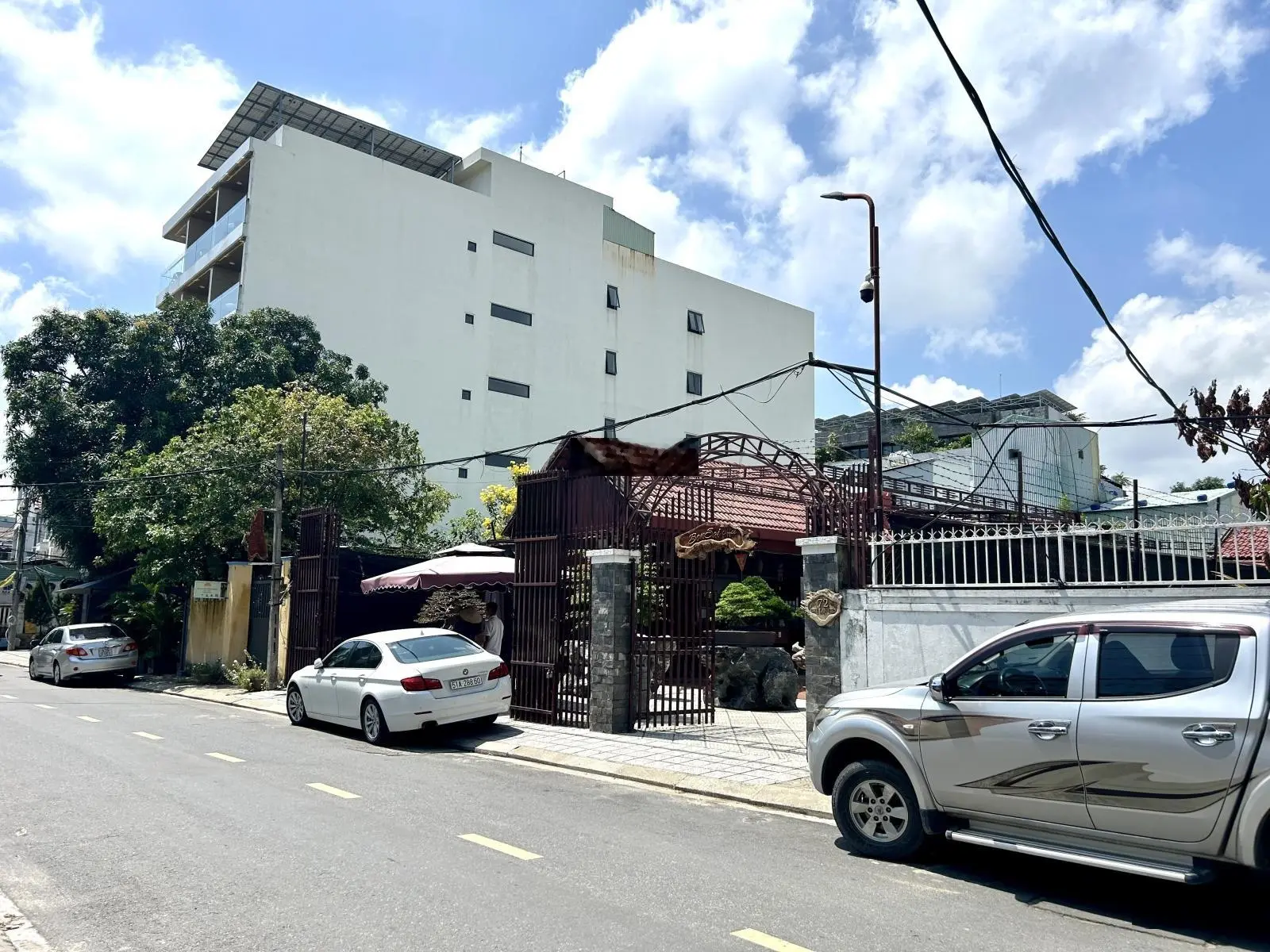 Cực rẻ. Nhà đất kiệt ô tô 7 chỗ tránh nhau đường Chế Lan Viên, DT 250m2, ngang 10m. Giá chỉ 15 tỷ